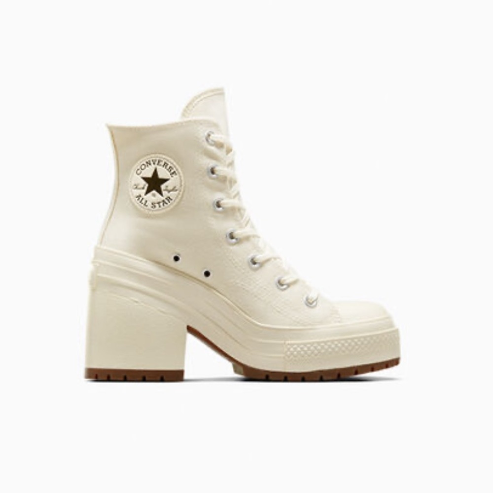 Converse De Luxe Heel Size 7.5/9.5 White